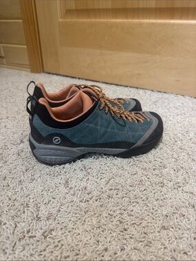 Scarpa hiking shoes women’s
